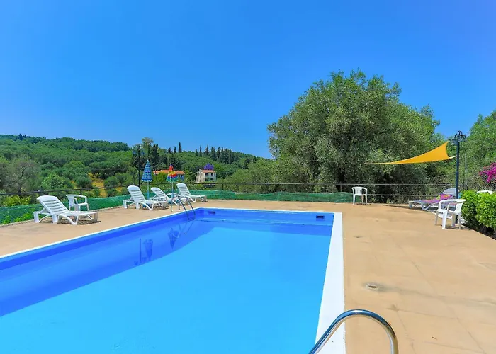 Frangis Dekatria * Agios Spyridon (Corfu)