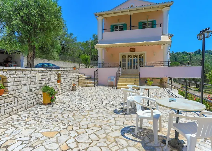 Apartament Frangis Dekatria